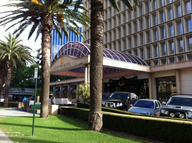 Duxton Hotel Perth - Front 